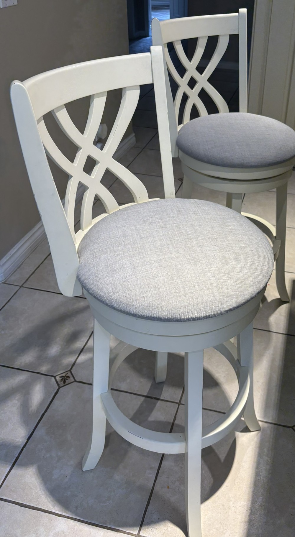 Bar Stool Assembly